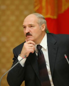 Лукашенко ждет, что мир вздрогнет от тунисизации и каиризации 