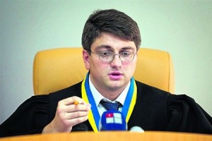 Мстительный Родион даже после приговора продолжает делать Тимошенко мелкие пакости Тимошенко Киреев депутат 