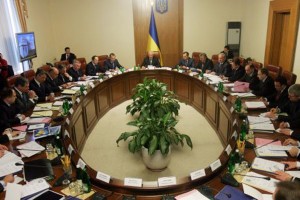 Перестановки в Кабмине: кому из министров грозит увольнение скандал налоговая бюджет Азаров 