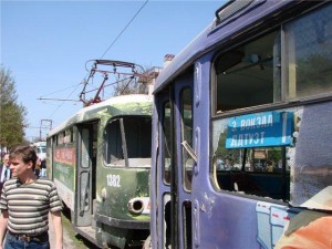 Во время взрывов в Днепропетровске пострадало 9 детей МЧС 