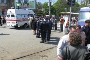 Взрывы в Днепропетровске: версии и действия властей Янукович убийство Тимошенко СБУ оппозиция МВД депутат ГПУ Азаров 