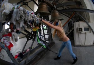Движение FEMEN устроило акцию за аборты  