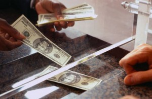 Падение курса доллара: кто и зачем заказал дезинформацию? 