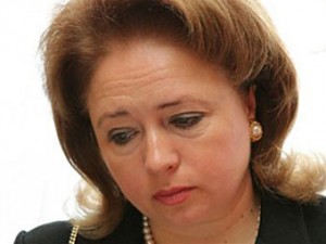 Экс омбудсман Карпачева рассказал всю правду о Януковиче и Тимошенко  Янукович Тимошенко суд СБУ Пшонка прокуратура журналисты допрос арест 