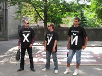 Харьков. Под стенами СБУ прошел флешмоб.Сотрудники никак не отреагировали