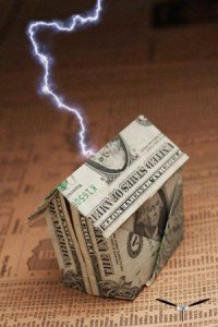 37231755_1228950558_money_crisis_b01 (1)