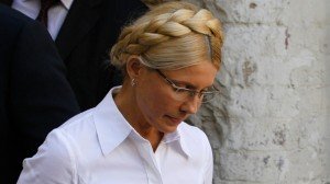 img_606X341_0908-Ukraine-keeps-ex-PM-Tymoshenko-in-custody