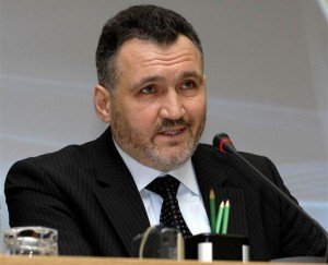 904378_475_385_source