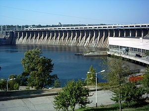 300px-Dnieper_Hydroelectric_Station_in_2005