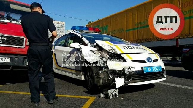 0698338ebe1ad3169cc632566a771355