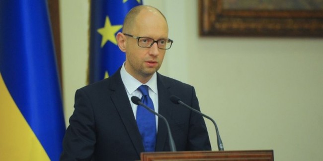 Prime Minister of Ukraine Arsenii Yatseniuk wants the National Bank of Ukraine to stabilize the situation in the forex market as soon as possible. He gave the position in his opening word at the meeting of the Cabinet of Ministers on August 27.