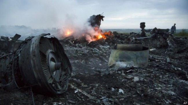 150330161156_mh17_plane_debris_624x351_ap