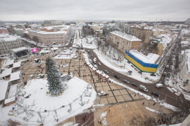 Ãëàâíàÿ íîâîãîäíÿÿ åëêà Óêðàèíû íà Ñîôèéñêîé ïëîùàäè â Êèåâå, 19 äåêàáðÿ 2017 ã. Ôîòî Ñîêîëîâñêàÿ Èííà / ÓÍÈÀÍ