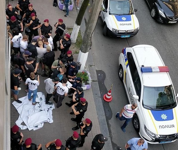 97910b402997f11898f351e956c19445